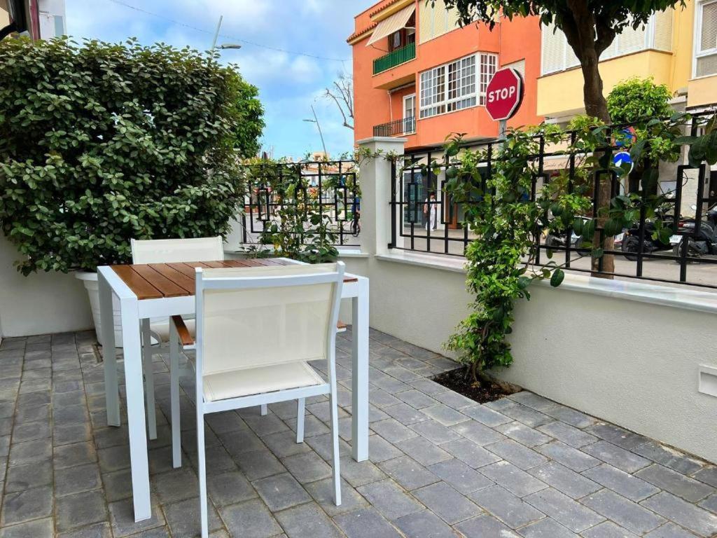 Apartamentos Turisticos La Plaza 奇皮奥纳 外观 照片