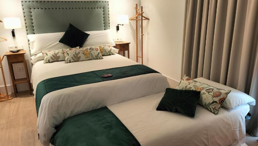 Apartamentos Turisticos La Plaza 奇皮奥纳 外观 照片