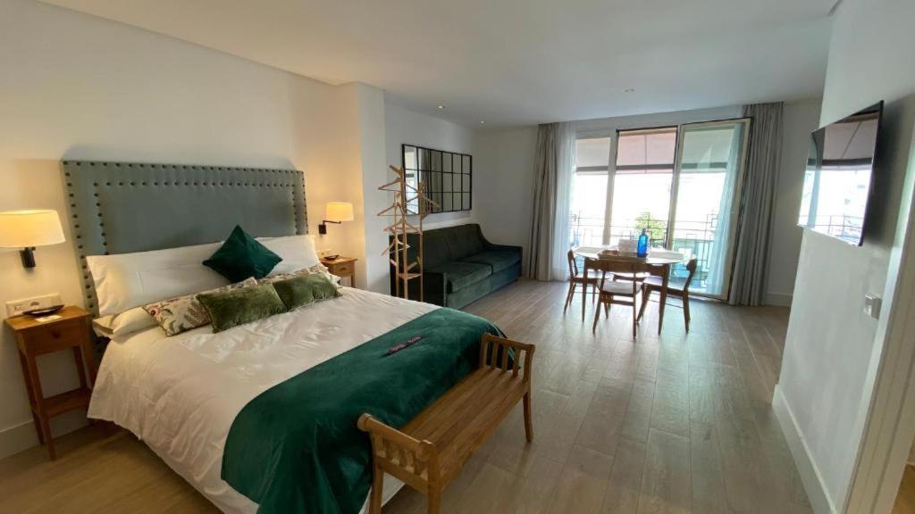 Apartamentos Turisticos La Plaza 奇皮奥纳 外观 照片